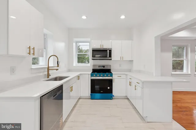 $389,000 | 65 Limekiln Pike, Glenside, PA 19038