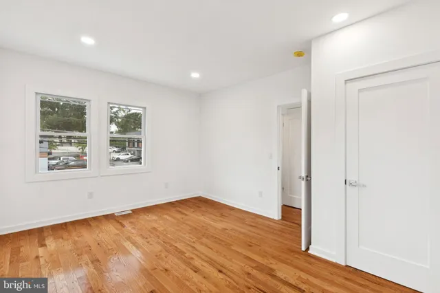 $389,000 | 65 Limekiln Pike, Glenside, PA 19038