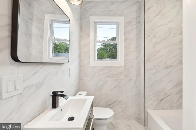 $389,000 | 65 Limekiln Pike, Glenside, PA 19038