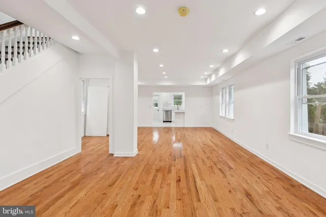 $389,000 | 65 Limekiln Pike, Glenside, PA 19038