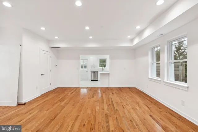 $389,000 | 65 Limekiln Pike, Glenside, PA 19038