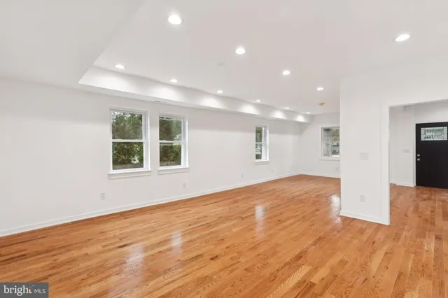 $389,000 | 65 Limekiln Pike, Glenside, PA 19038