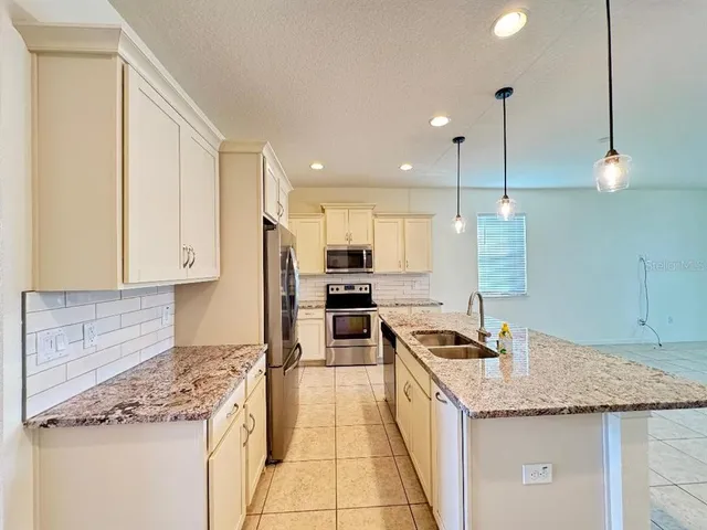 $3,090 | 12377 Streambed Drive, Riverview, FL 33579