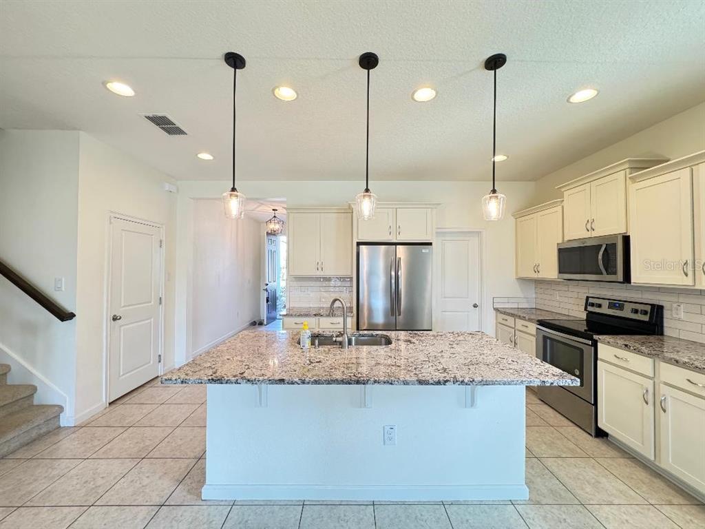 12377 Streambed Drive Riverview, FL 33579 - Photo 14 of 37