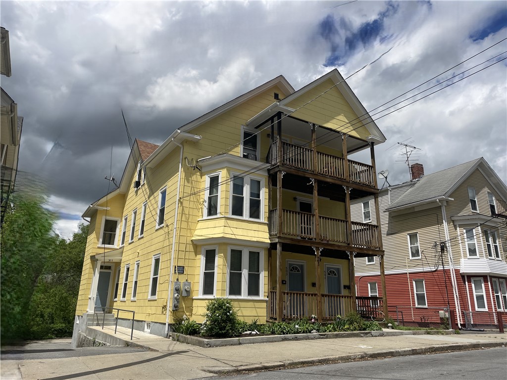 501 Front Street Woonsocket, RI 02895 - Photo 2 of 33