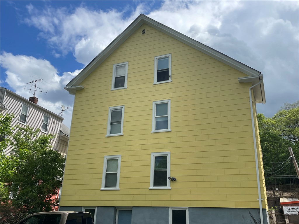 501 Front Street Woonsocket, RI 02895 - Photo 3 of 33