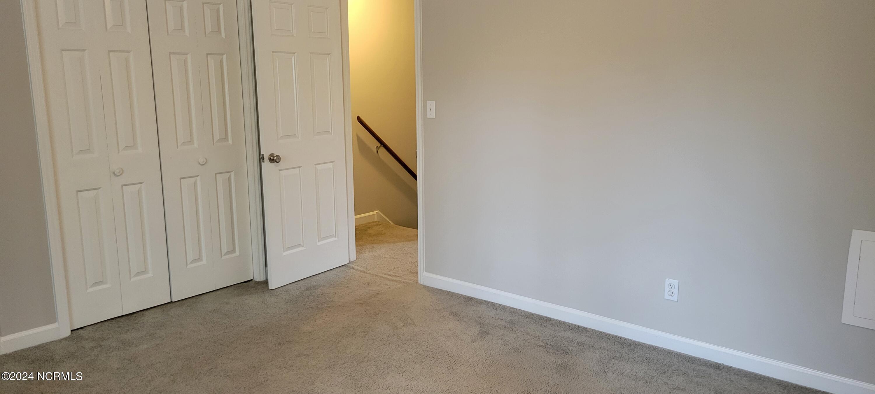 6000 River Road, Unit 32 Washington, NC 27889 - Photo 23 of 33 LOOKINGFROM MASTER BEDROOM TOWARDS STAIRS 2ND FLOOR