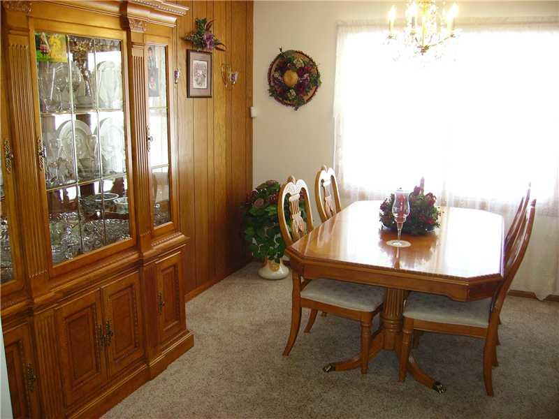 950 Cleland Mill Road New Castle, PA 16102 - Photo 14 of 15 Dining Room.