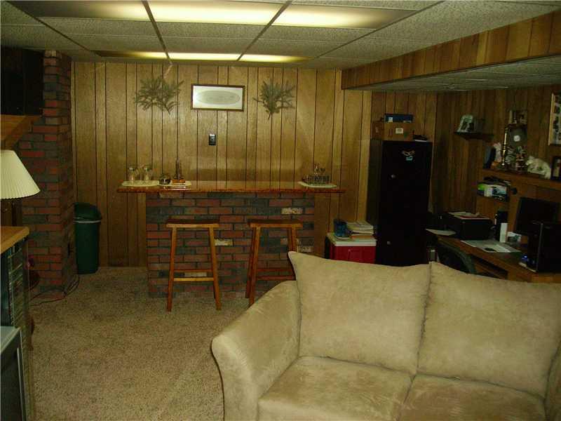 950 Cleland Mill Road New Castle, PA 16102 - Photo 10 of 15 Basement/Game Room.