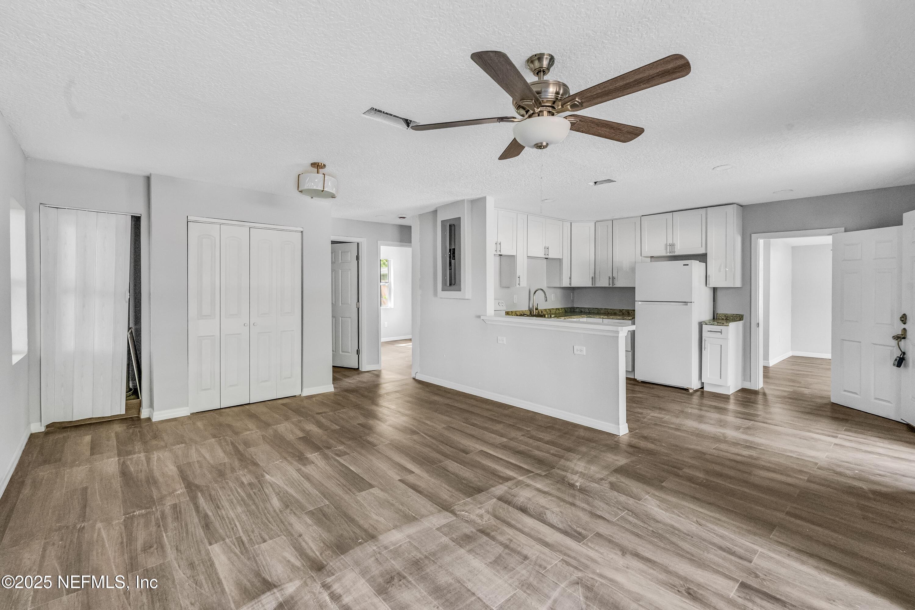 4172 Grant Road Jacksonville, FL 32207 - Photo 9 of 18 DSC08035-min