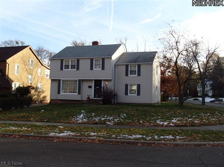 1219 Yellowstone Road Cleveland, OH 44121 - Photo 2 of 19