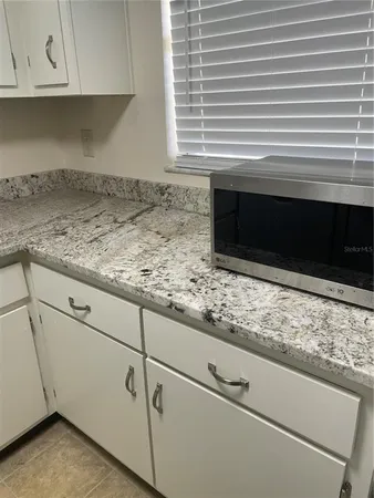 $1,395 | 7701 Starkey Road, Unit 622, Seminole, FL 33777