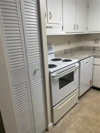 $1,395 | 7701 Starkey Road, Unit 622, Seminole, FL 33777