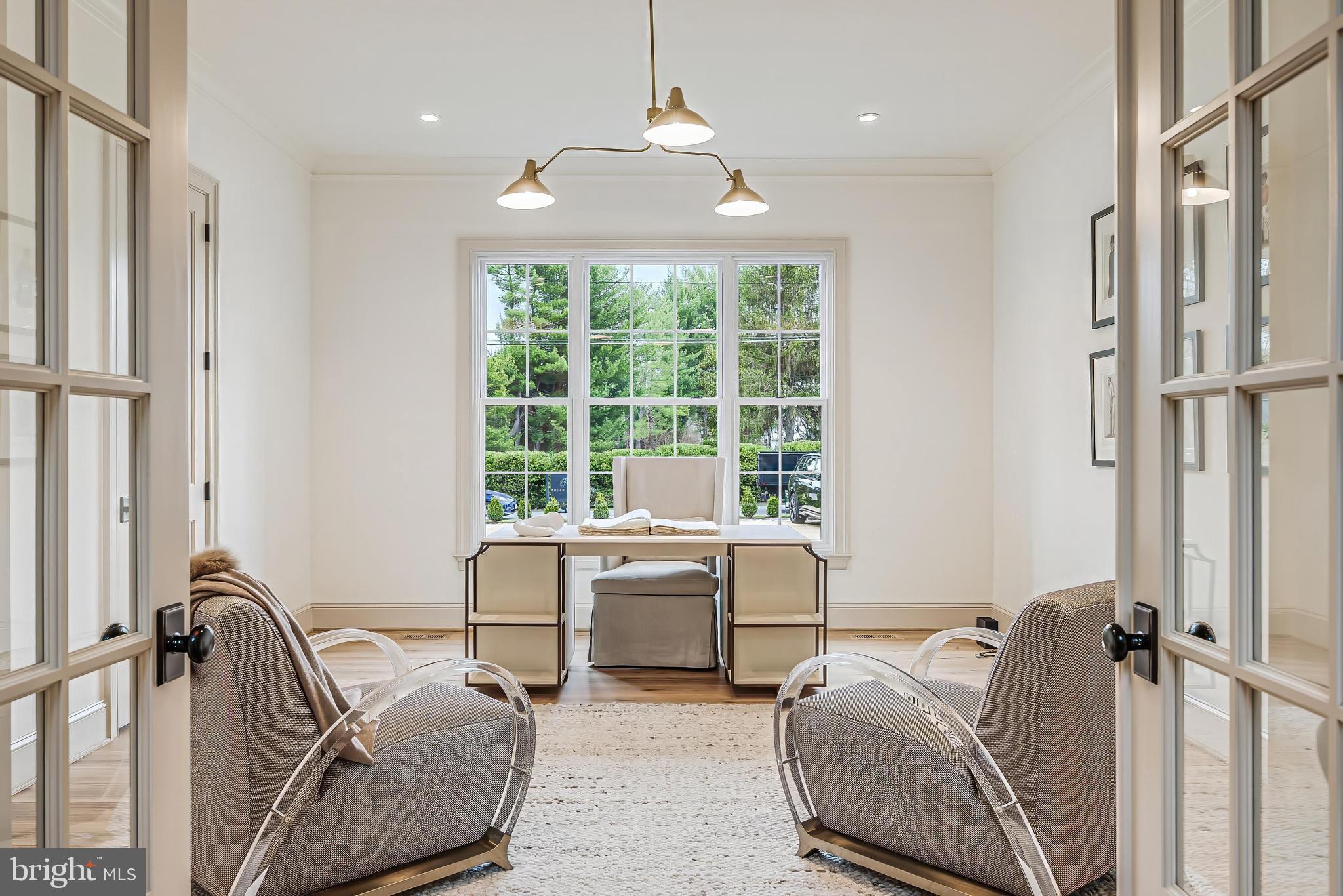 6913 Benjamin Street McLean, VA 22101 - Photo 25 of 51 a living room with furniture and a window