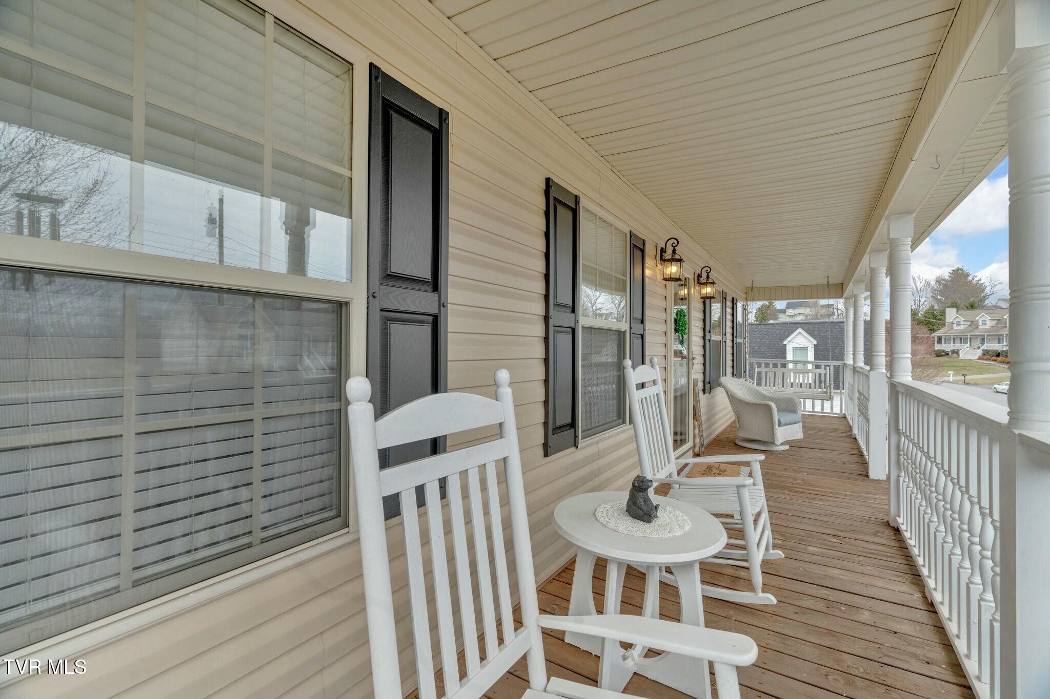 730 Walkers Bend Road Johnson City, TN 37615 - Photo 2 of 34 tempImagea7CcyI