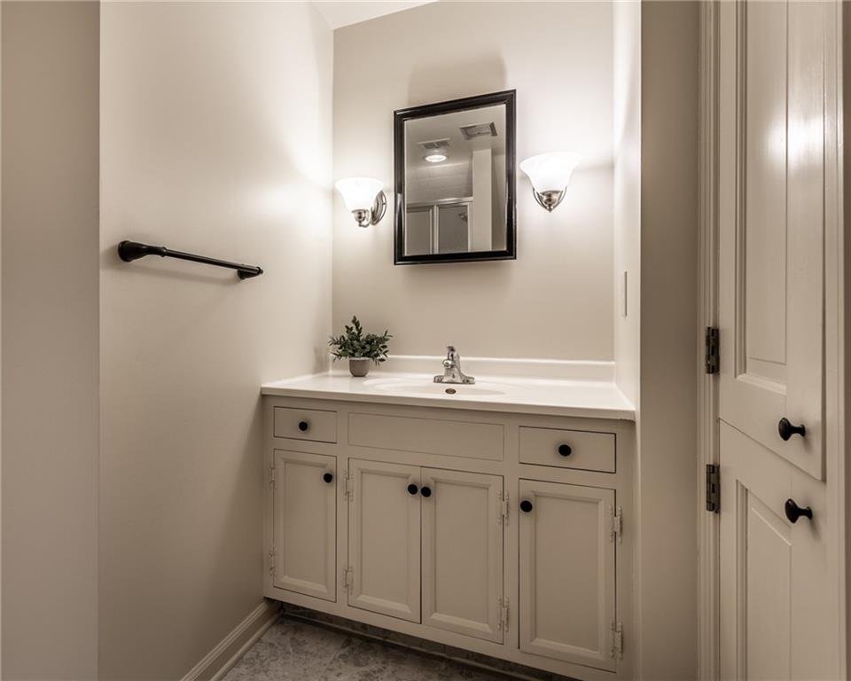 7979 Fox Run Road Indianapolis, IN 46278 - Photo 27 of 60 Gallery Image 27
