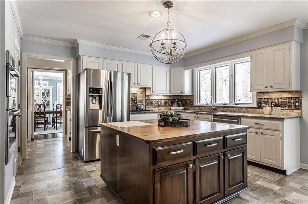 7979 Fox Run Road Indianapolis, IN 46278 - Photo 6 of 60 Gallery Image 6