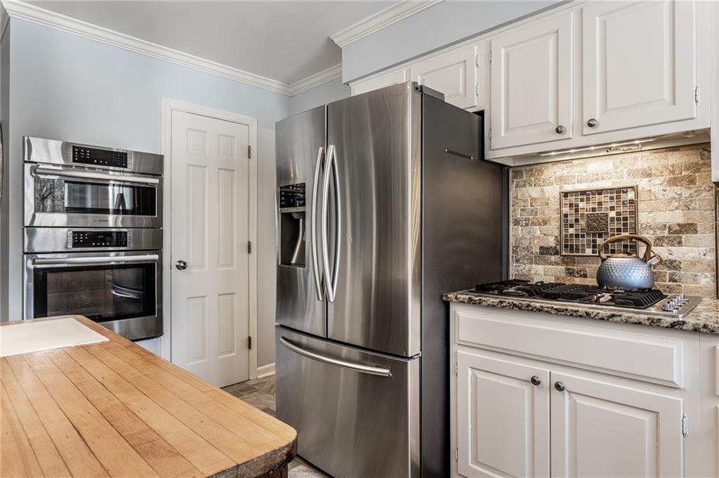 7979 Fox Run Road Indianapolis, IN 46278 - Photo 9 of 60 Gallery Image 9