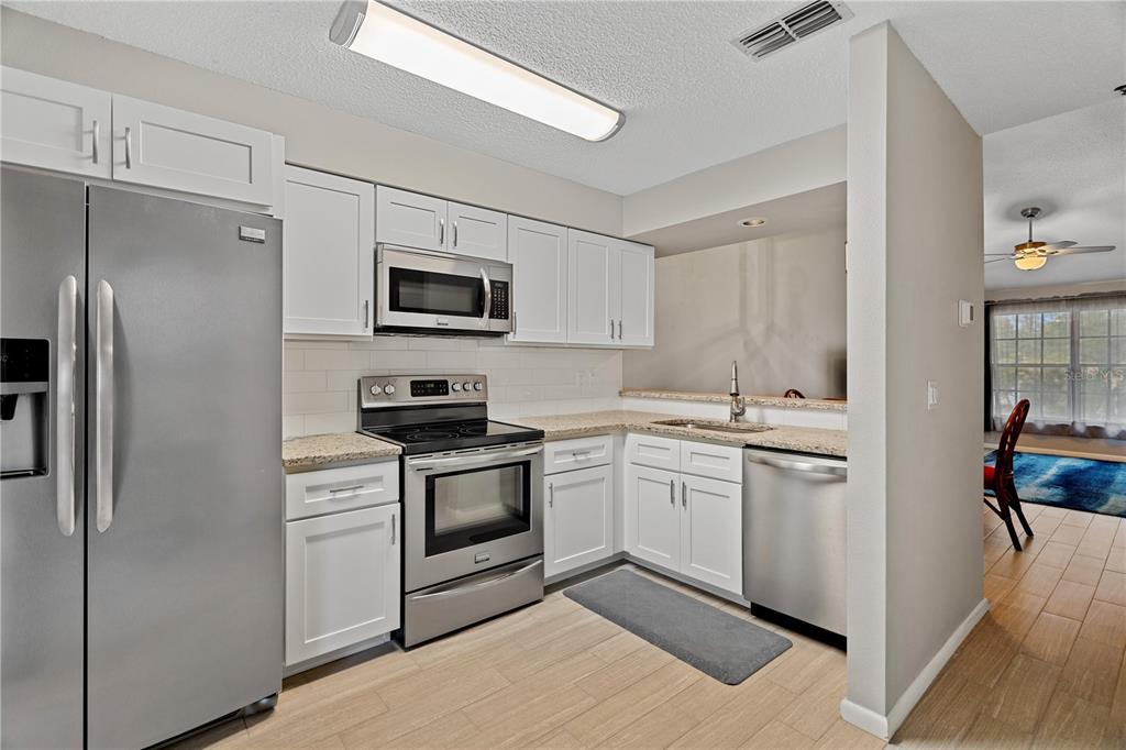 6700 Spring Flower Drive, Unit 21 New Port Richey, FL 34653 - Photo 5 of 21 Gallery Image 5