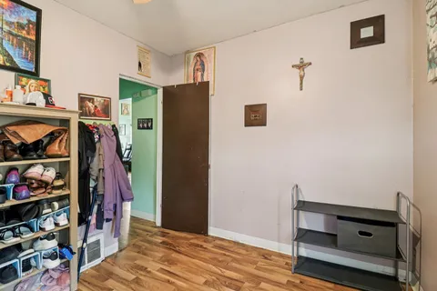 $279,900 | 796 Parkway Avenue, Elgin, IL 60120