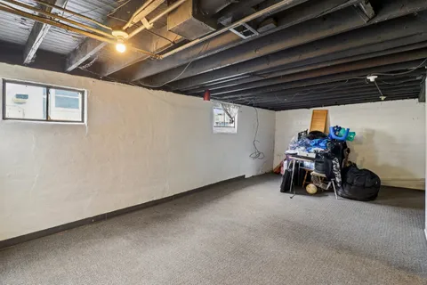 $279,900 | 796 Parkway Avenue, Elgin, IL 60120