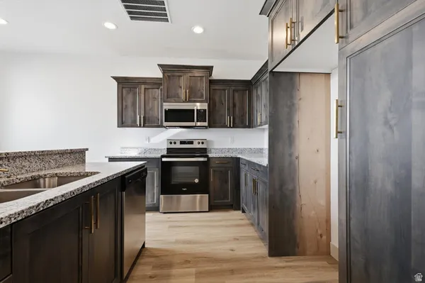 $309,900 | 860 250 North, Hyrum, UT 84319