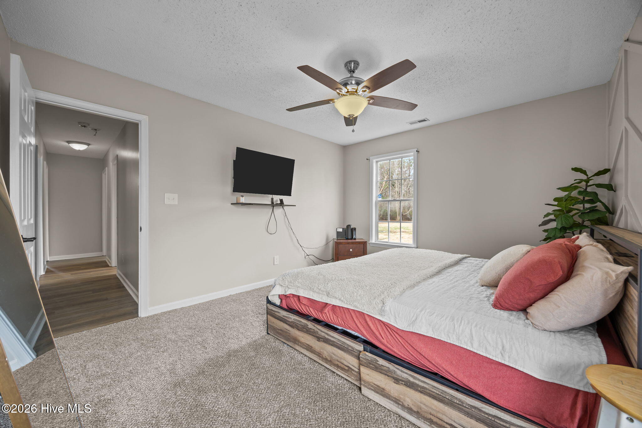 424 Boysenberry Lane Hubert, NC 28539 - Photo 16 of 49 16-web-or-mls-424 Boysenberry Ln. 33