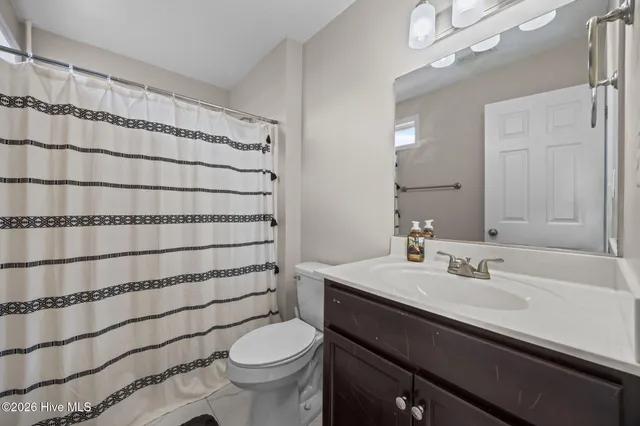 $275,000 | 424 Boysenberry Lane, Hubert, NC 28539