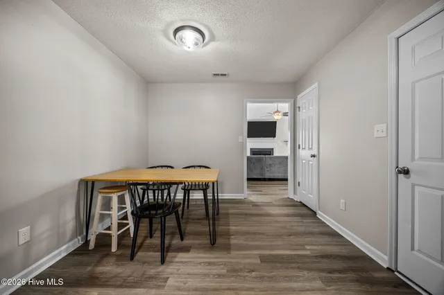 $275,000 | 424 Boysenberry Lane, Hubert, NC 28539