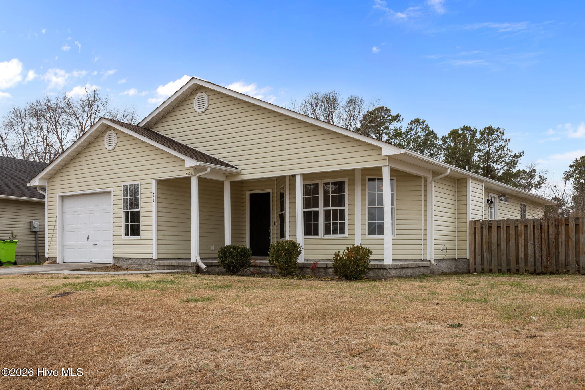 424 Boysenberry Lane Hubert, NC 28539 - Photo 5 of 49 5-web-or-mls-424 Boysenberry Ln. 91