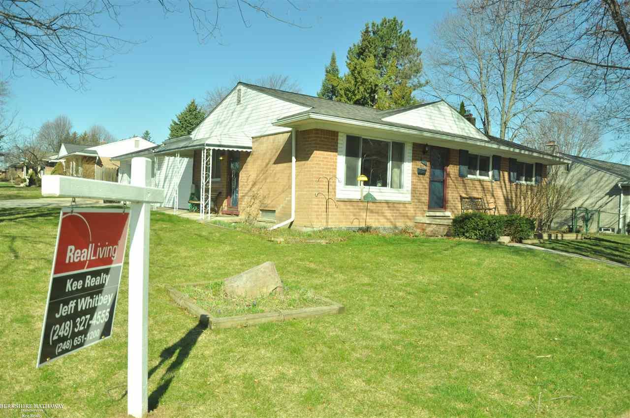 523 Miller Avenue Rochester, MI 48307 - Photo 4 of 28