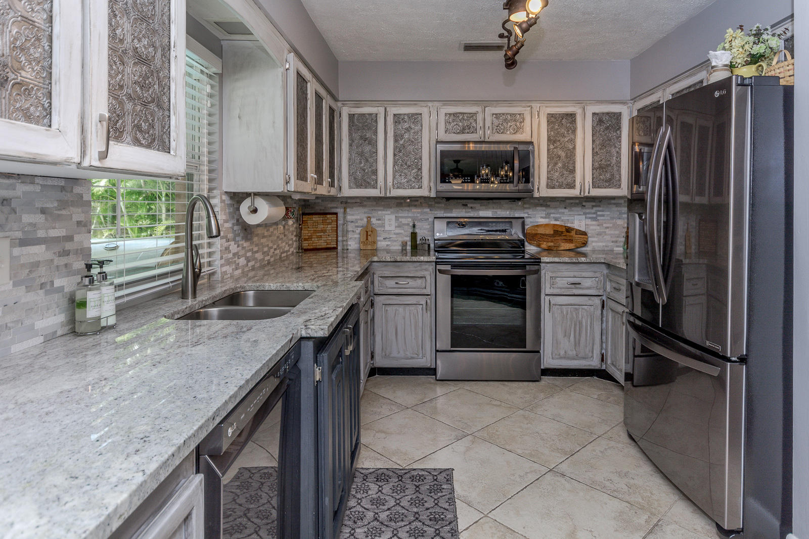 218 Norfolk Road Jupiter, FL 33469 - Photo 8 of 23 untitled shoot-2475