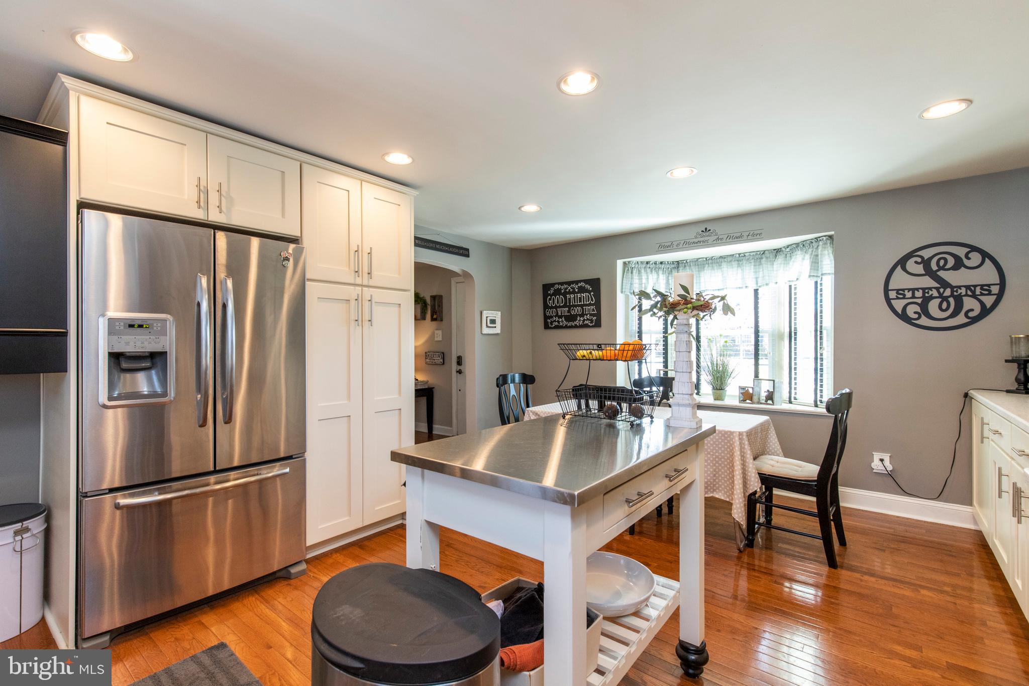 122 Brentwood Road Havertown, PA 19083 - Photo 6 of 31 Kitchen