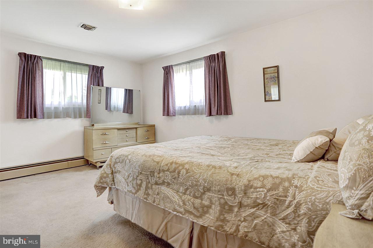 1399 Dayton Road Steelton, PA 17113 - Photo 9 of 20 Gallery Image 9