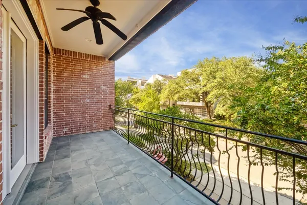 $4,350 | 1231 West Pierce Street, Houston, TX 77019