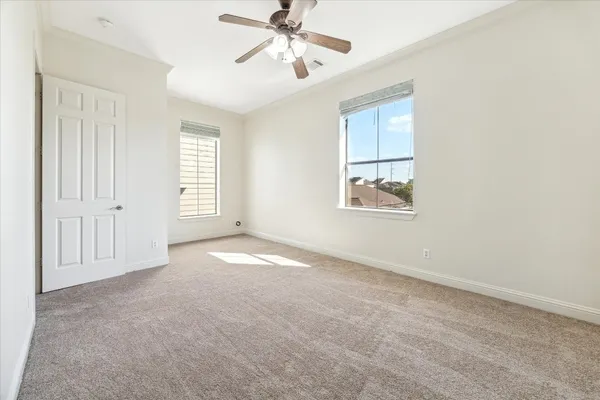 $4,350 | 1231 West Pierce Street, Houston, TX 77019