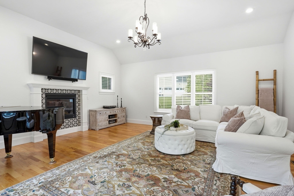 15 Curtis Farm Road Norwell, MA 02061 - Photo 8 of 40 Gallery Image 8