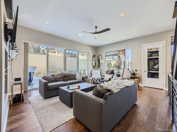 $925,000 | 28665 Tepees Way, Evergreen, CO 80439