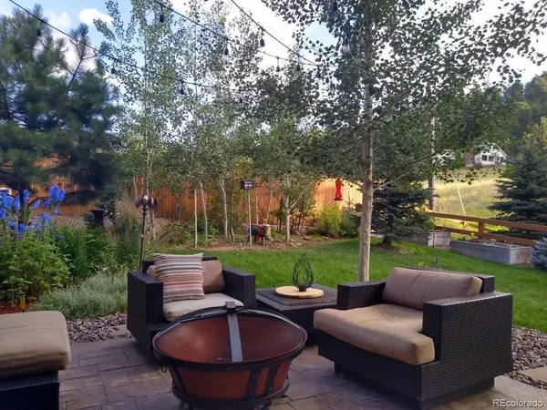 $925,000 | 28665 Tepees Way, Evergreen, CO 80439