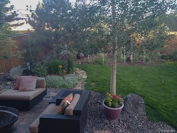 $925,000 | 28665 Tepees Way, Evergreen, CO 80439