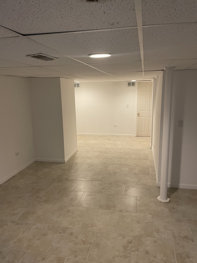 Undisclosed Address Round Lake, IL 60073 - Photo 14 of 15 a view of empty room