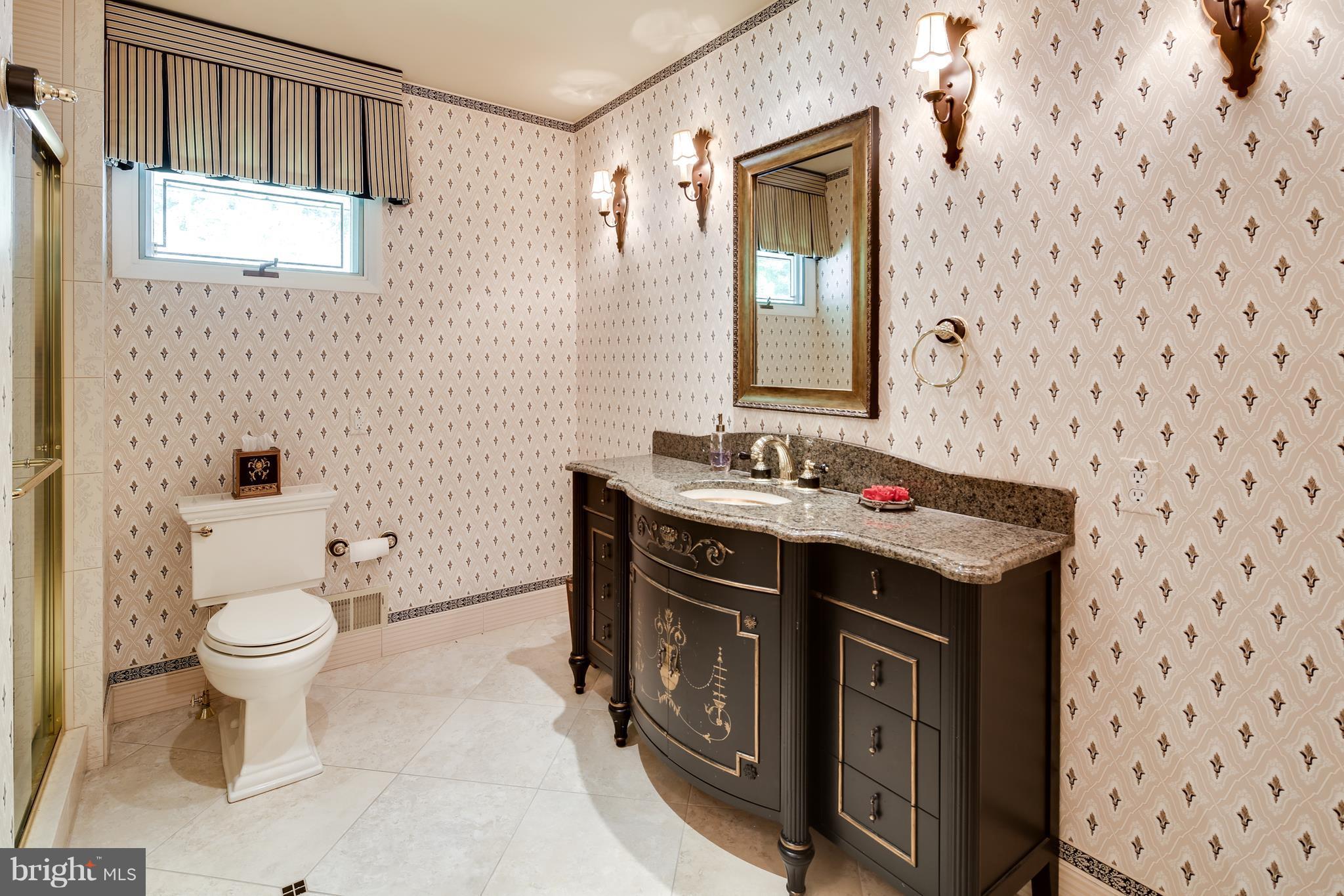 7219 Denberg Road Baltimore, MD 21209 - Photo 18 of 30 Bath
