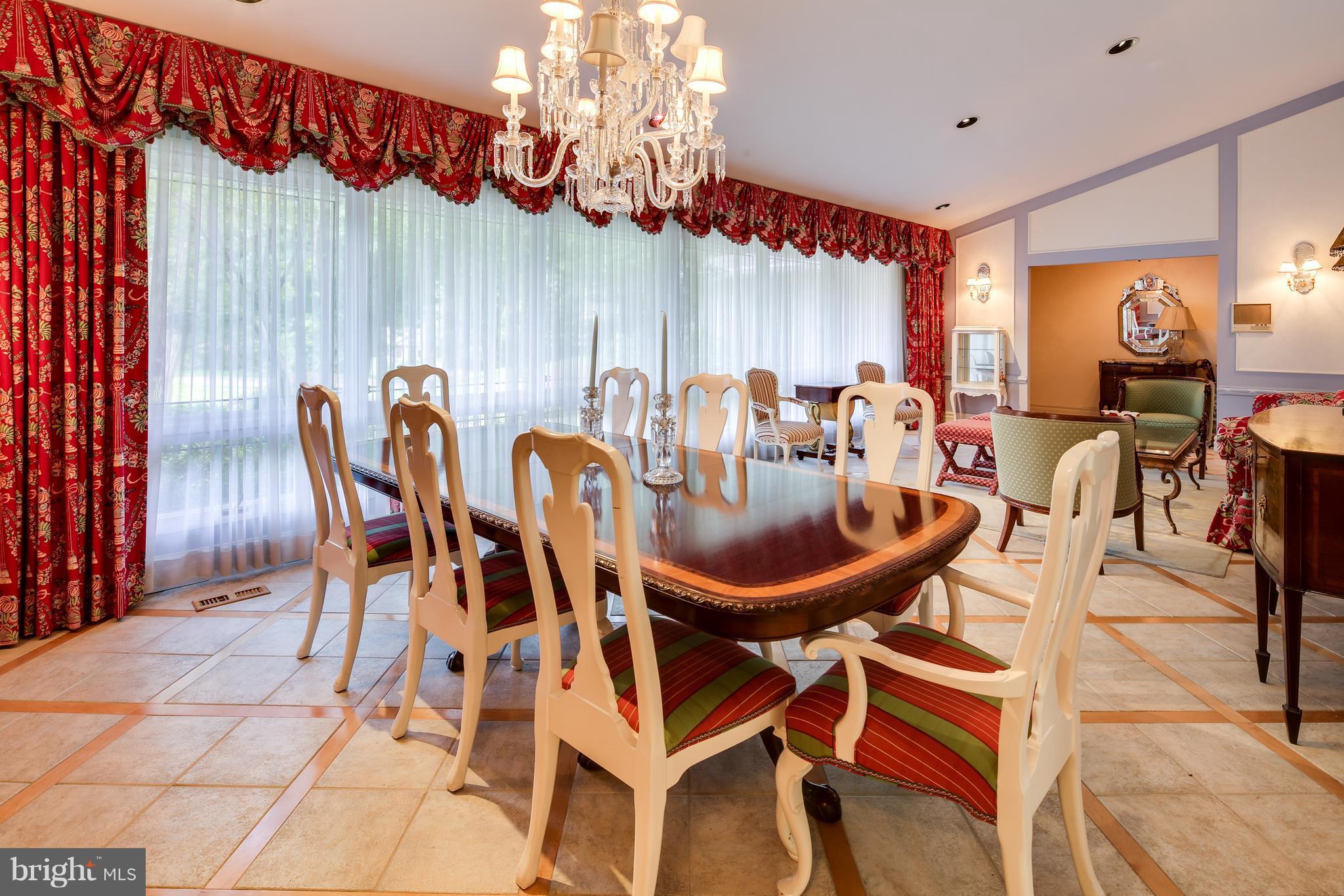 7219 Denberg Road Baltimore, MD 21209 - Photo 5 of 30 Dining Room