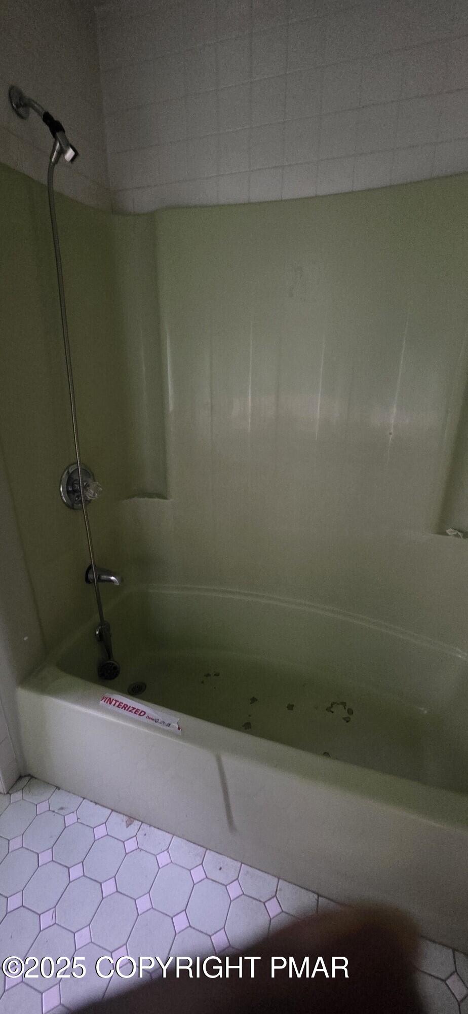 1829 South Webster Avenue Scranton, PA 18505 - Photo 21 of 40 a bathroom with a shower