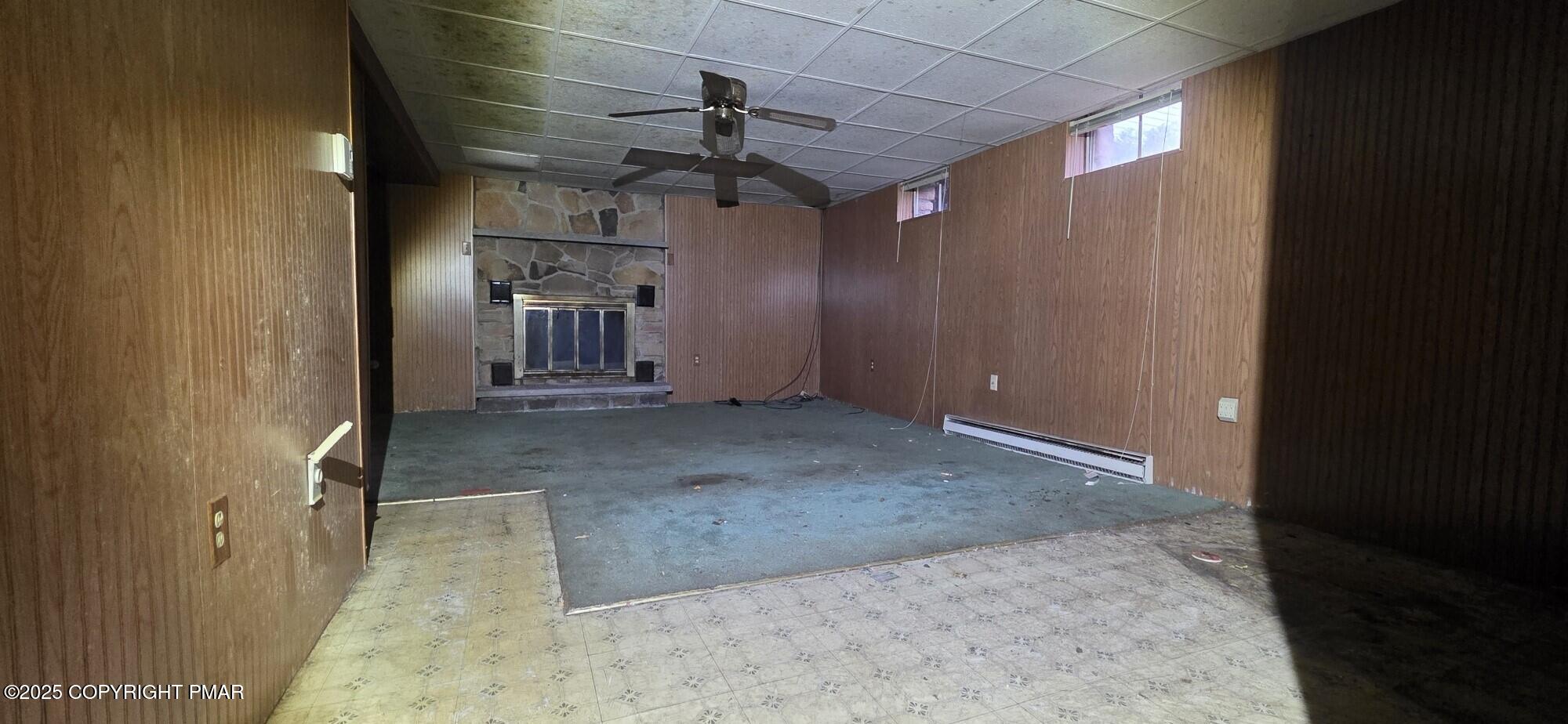 1829 South Webster Avenue Scranton, PA 18505 - Photo 28 of 40 en empty room with windows