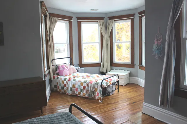 $239,900 | 411 West Main Street, Clinton, IL 61727