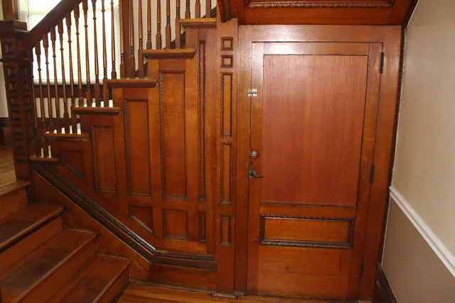 $239,900 | 411 West Main Street, Clinton, IL 61727