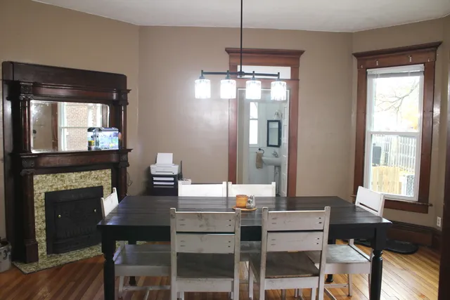 $239,900 | 411 West Main Street, Clinton, IL 61727