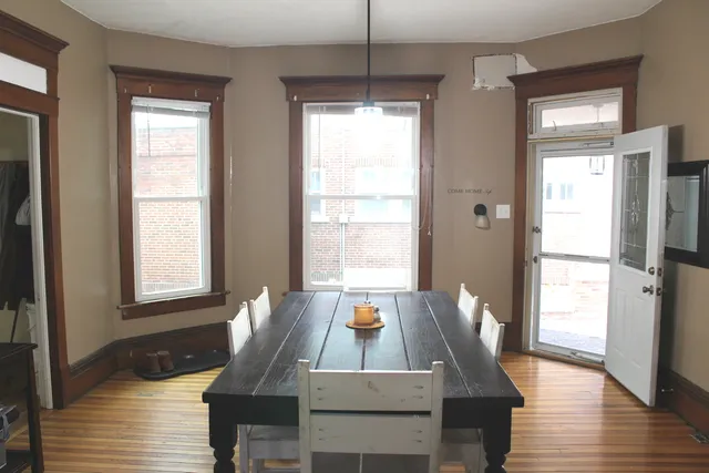 $239,900 | 411 West Main Street, Clinton, IL 61727