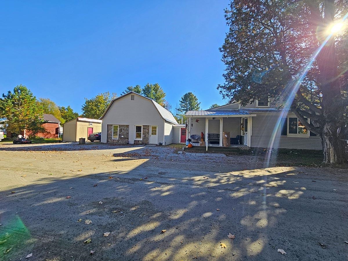 204 Shaw Road Fletcher, VT 05444 - Photo 4 of 40